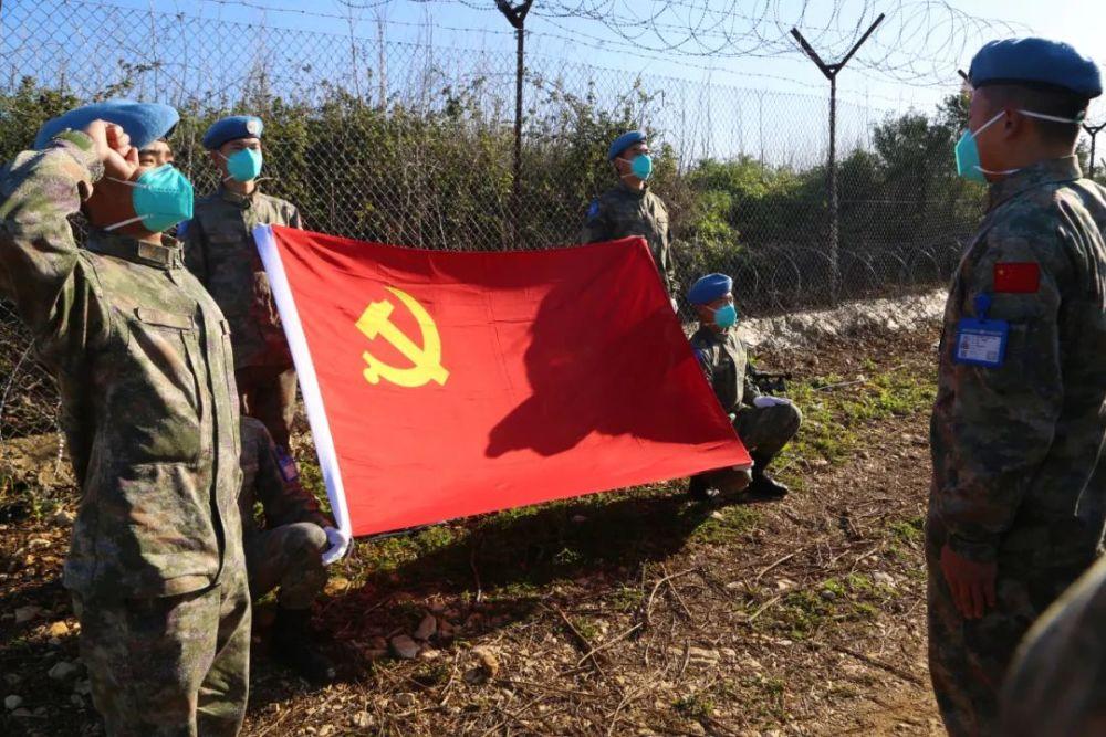 逃离拇指山地